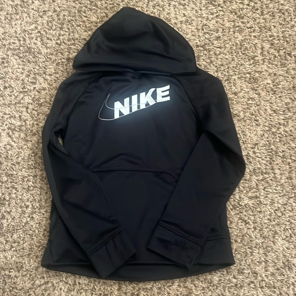 Big kids Therma Fit Nike hoodie